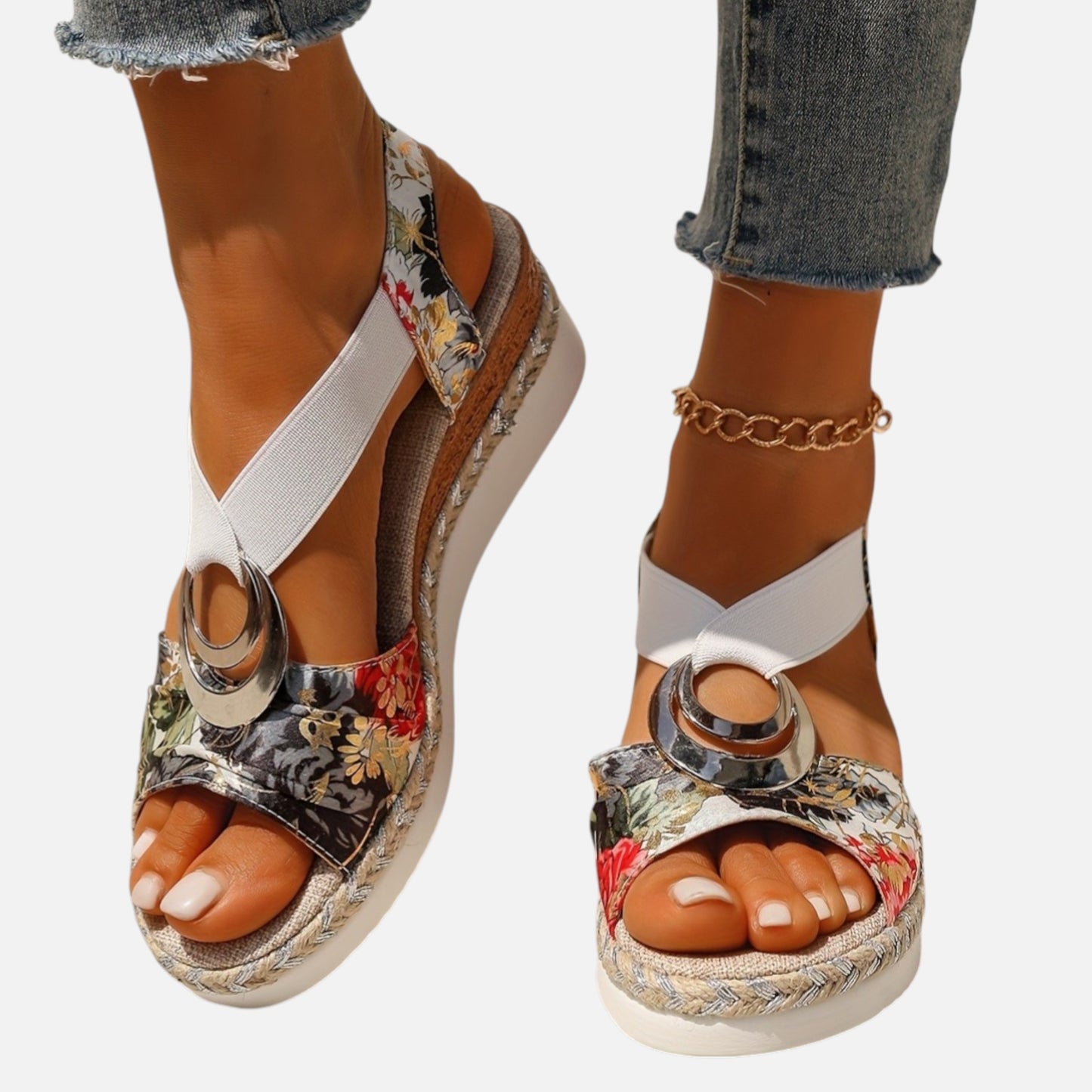 Women’s Rope-Strap Beach Sandals – Lightweight Elegance