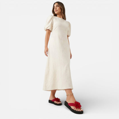 Women’s Floral Flip Flops – All-Season Elegance