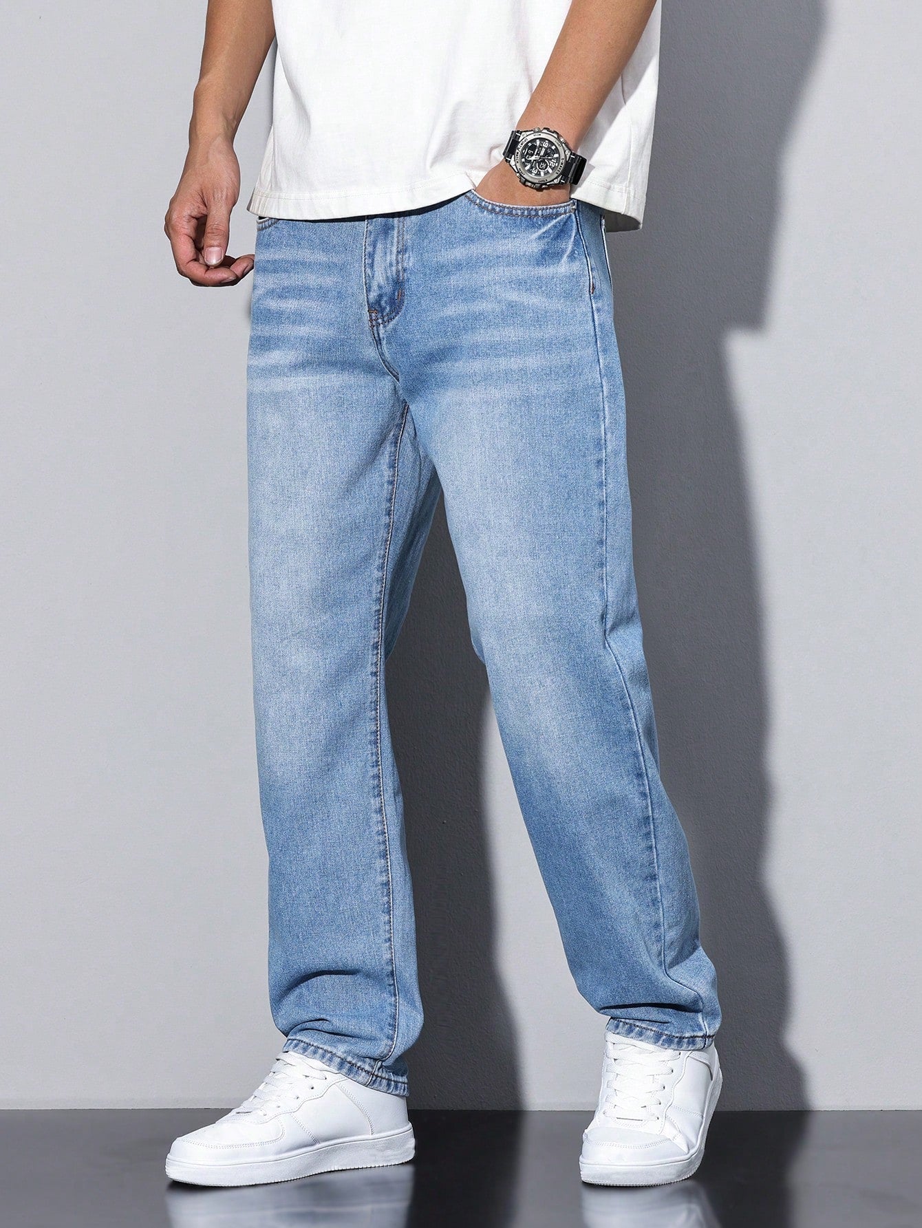 Maison Aurelle - Men's Jeans High-Quality Denim Relaxed Fit Urban Style 3