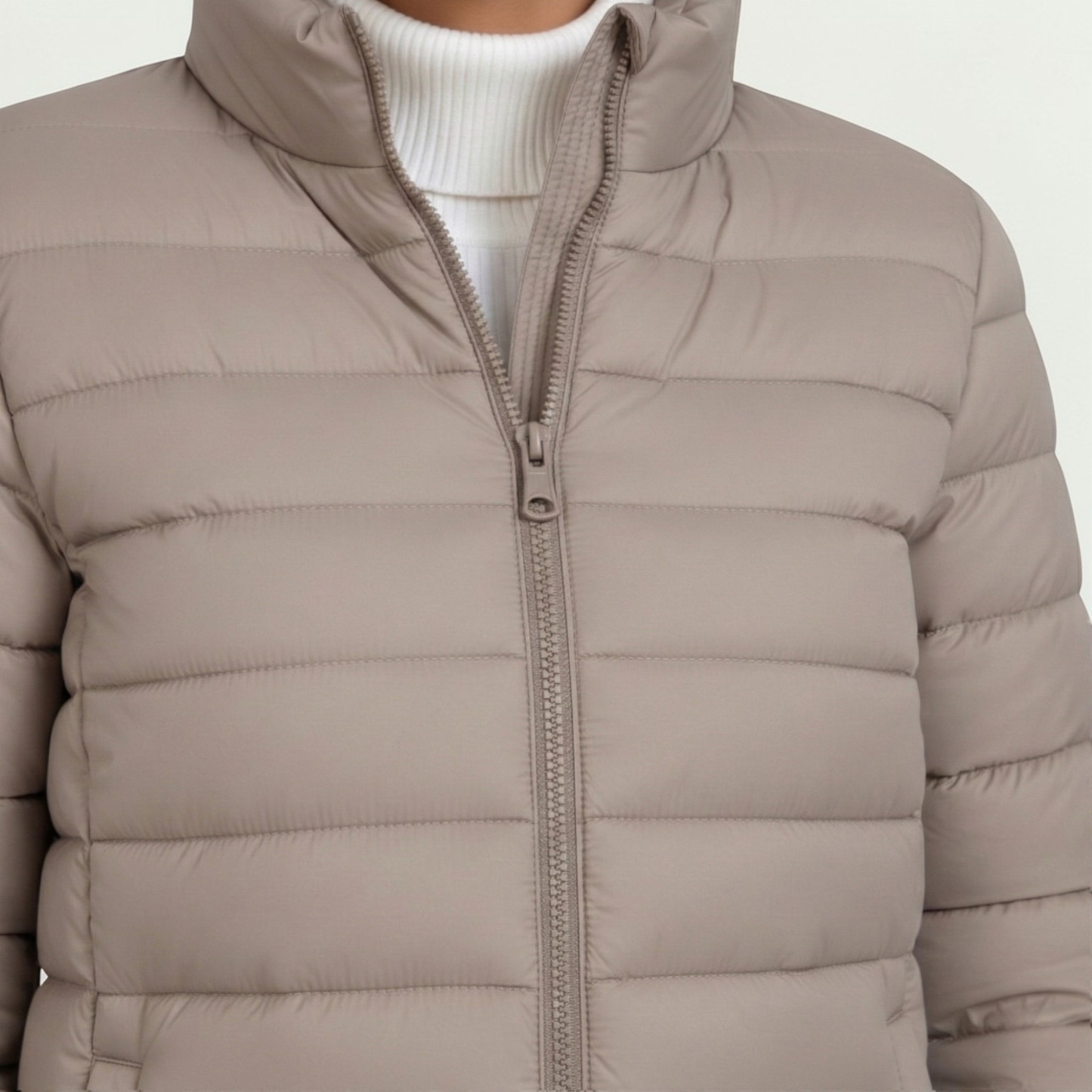Maison Aurelle - Women's Puffer Jacket Lightweight Insulation Elegant Fit Sandstone Beige 1