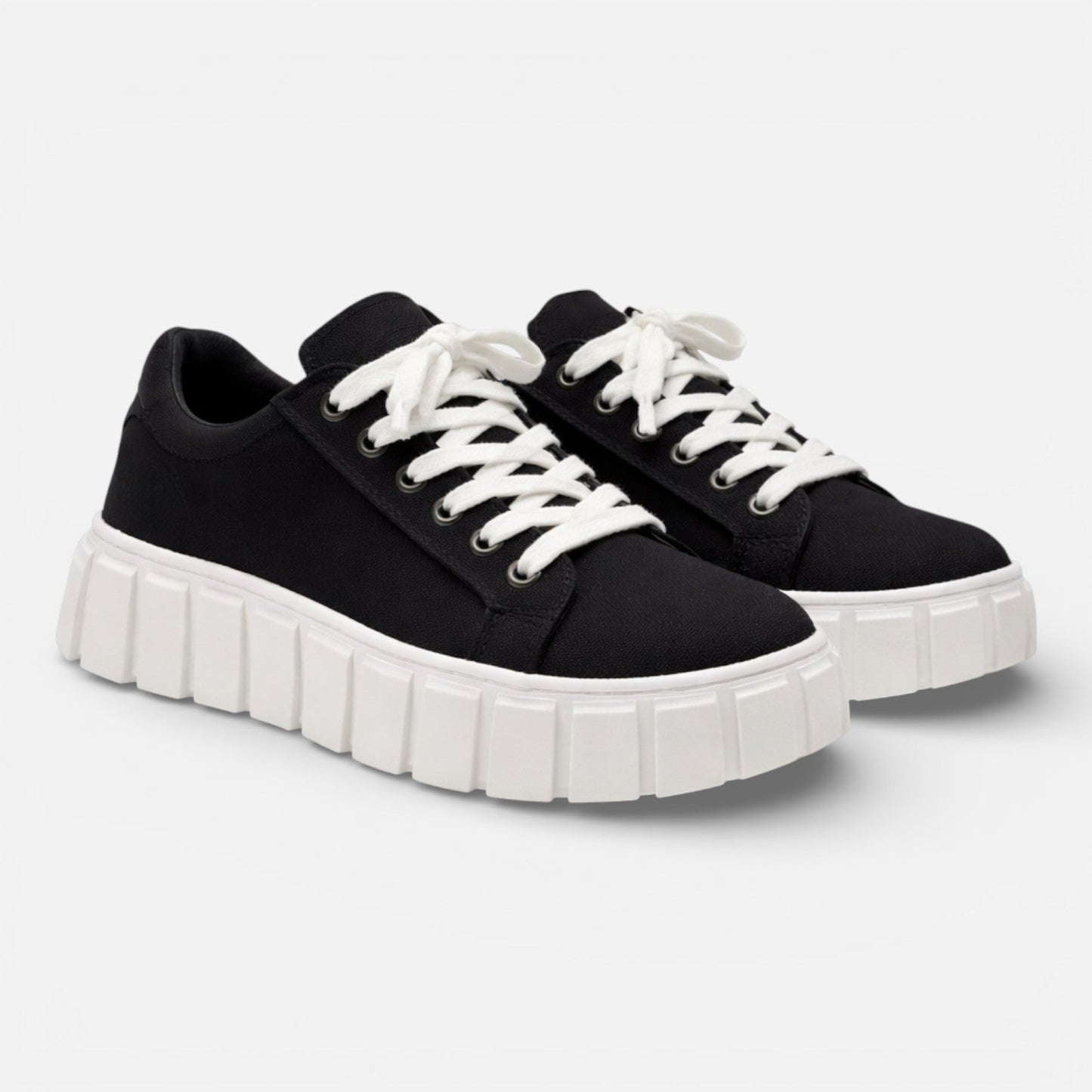 Maison Aurelle - Women’s Sneakers Premium Fabric Cushioned Support Elegant Design 4