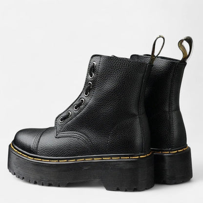 Maison Aurelle Women's Platform Chelsea Boots | Premium Leather, Chic Comfort